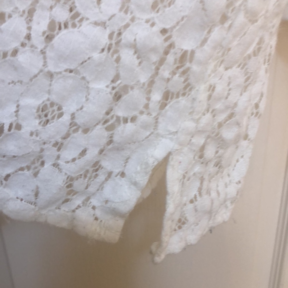 Lace blouse with tank - Picture 5 of 5